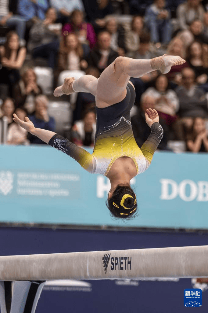 体操世界杯｜奥西耶克站：田倬凡获女子平衡木季军