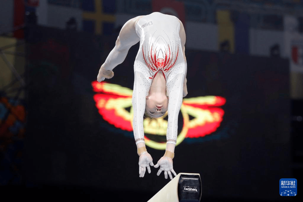 体操世界杯开罗站｜中国选手摘得平衡木一银一铜